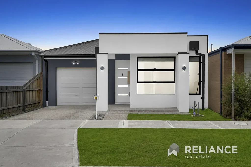 Mount Cottrell 3Moenga WALKING DISTANCE TO NEW STATION