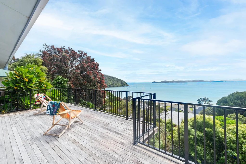 Russell 5Zimmer Iconic sea views meet income potential