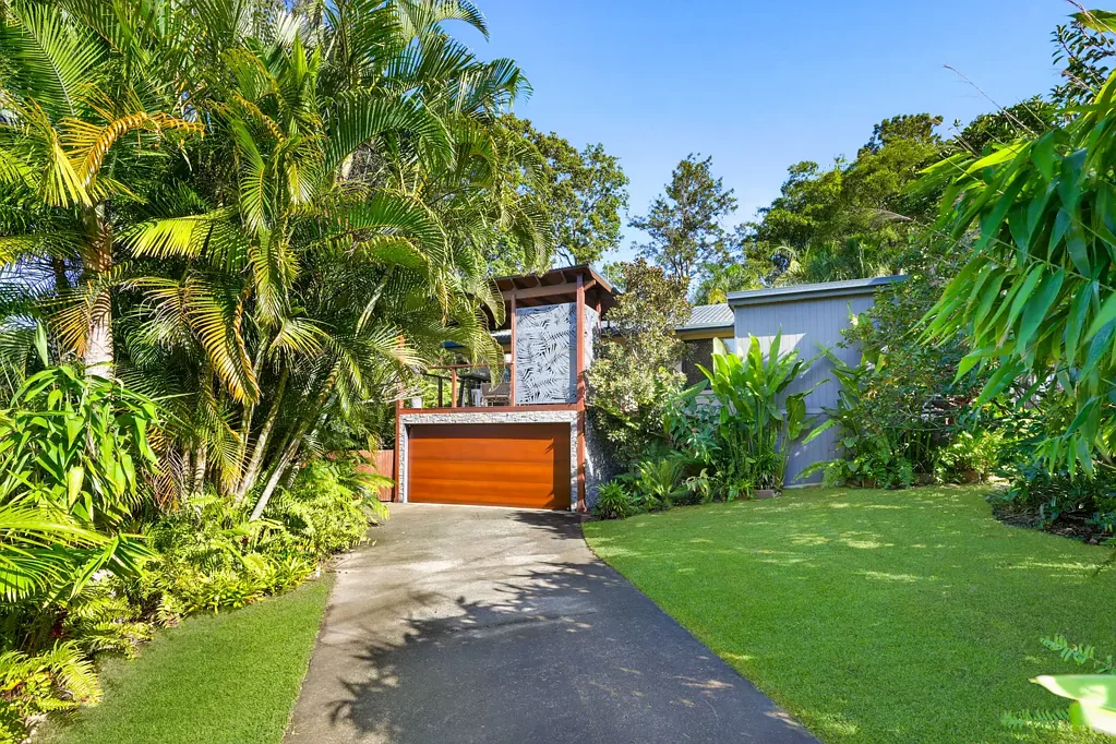 8 Satellite Court, Mudgeeraba, QLD 4213