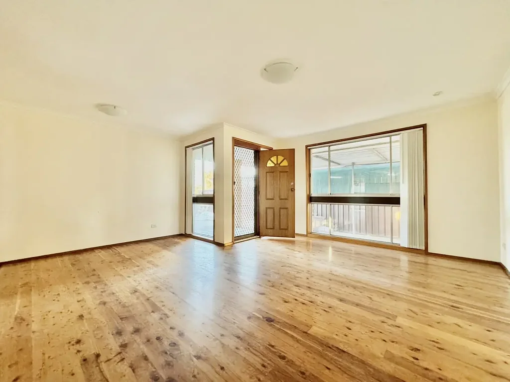SPACIOUS FAMILY HOME WITH PLENTY OF NATURAL SUNLIGHT AND REN