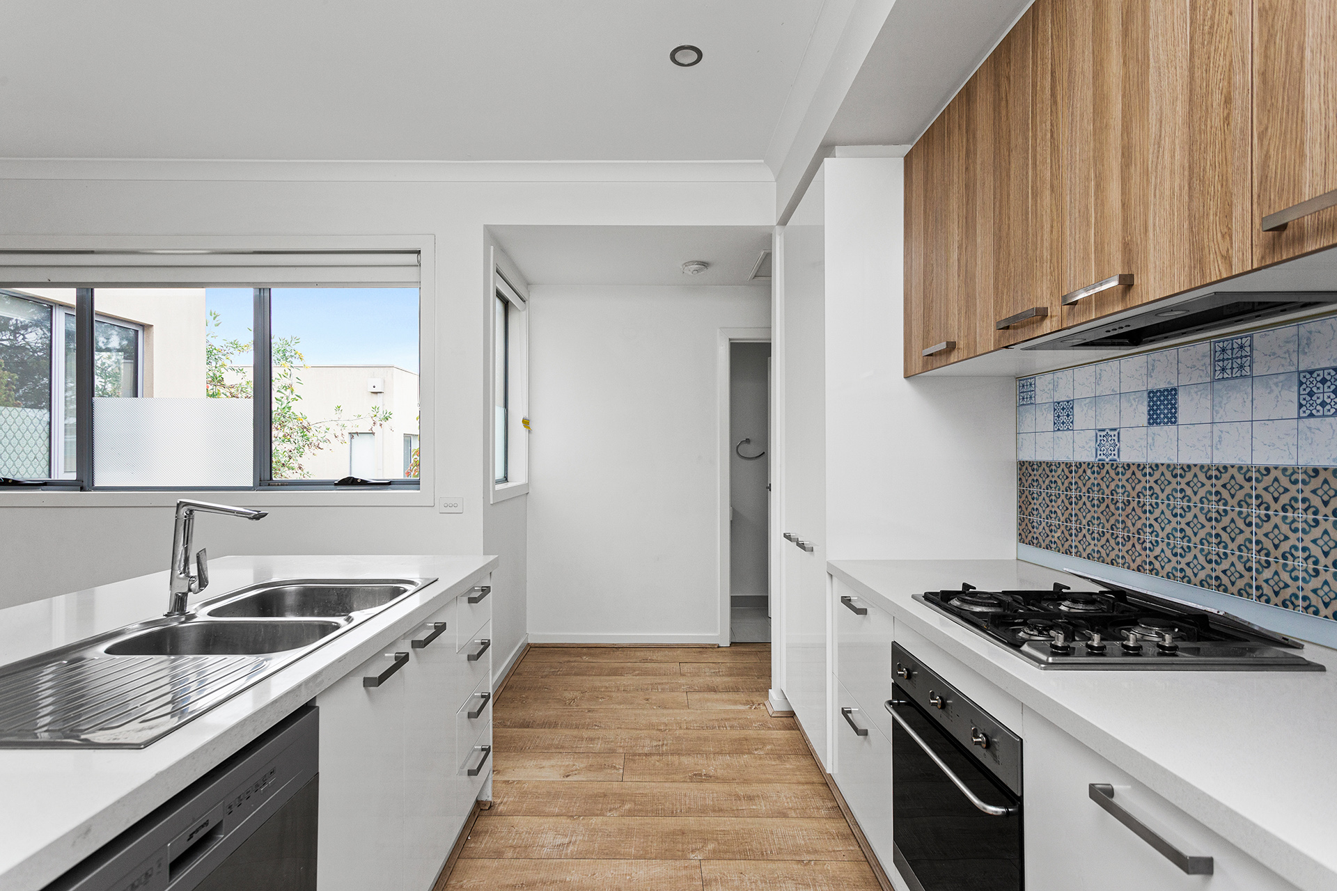 16 HEFFERNAN WALK, HEIDELBERG HEIGHTS VIC 3081, 0部屋, 0バスルーム, Townhouse