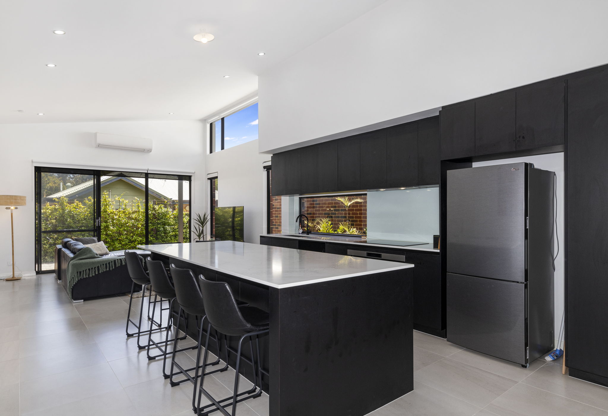 14 FORMOSA ST, MARGARET RIVER WA 6285, 0部屋, 0バスルーム, House