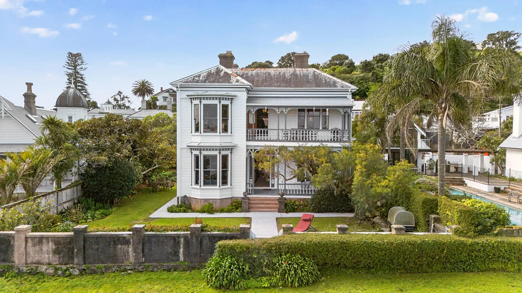 Devonport 5房  Iconic Devonport villa with stunning views