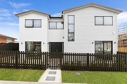 8A Minaret Drive, Bucklands Beach