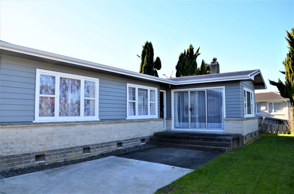 6 James Foley Avenue, Pirimai, Napier, 3 rūma, 1 rūma horoi