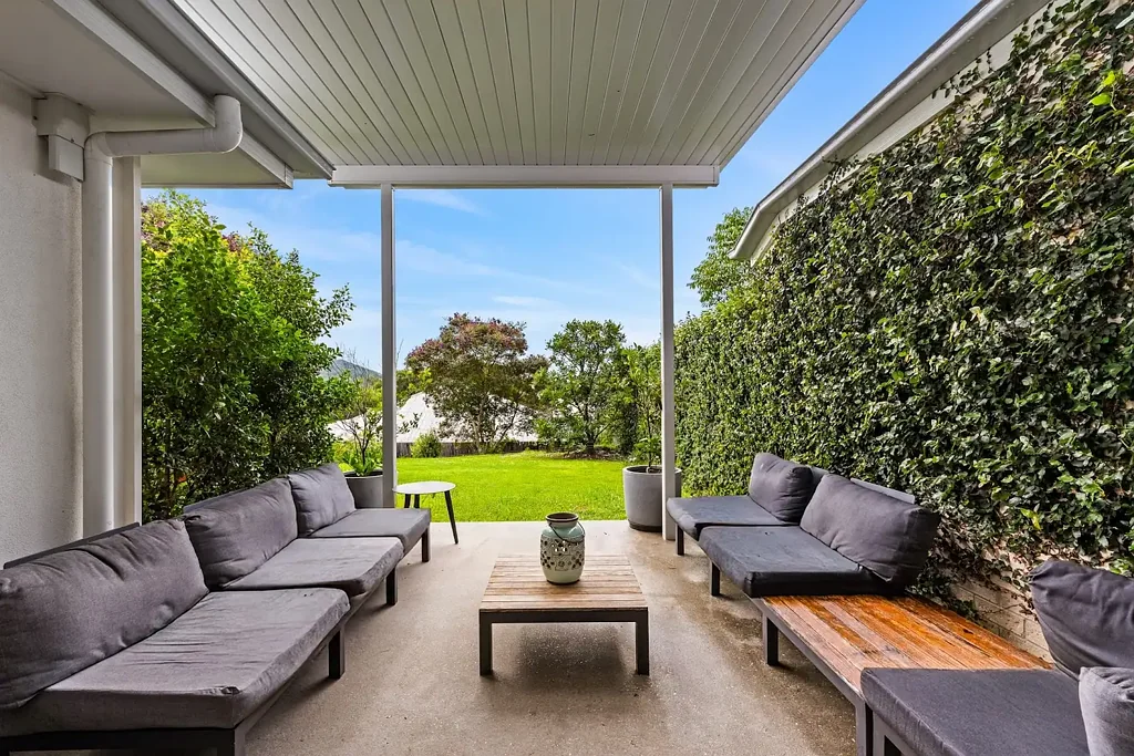 Nambour 4 Bedroom 4 Bedroom, 2 Bathroom, 4 Car Duplex...