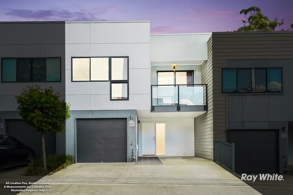 Springwood 4Zimmer Stylish, Low-Maintenance Terrace with Oversized Garden Courtyard in a Quiet, Mostly Owner-Occupied Complex