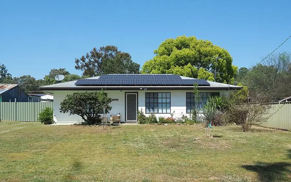 27 Stewart Avenue, Warialda, NSW 2402