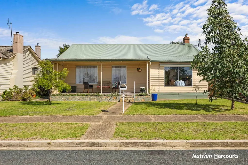 3 Bedroom home close to CBD