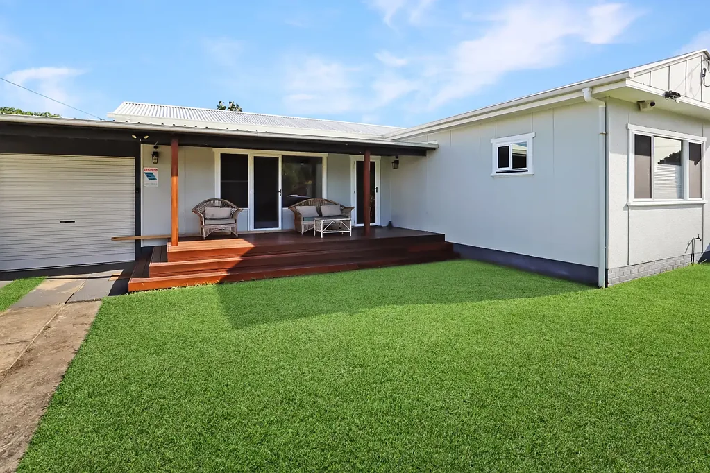 Comfortable Coastal Living with Modern Enhancements