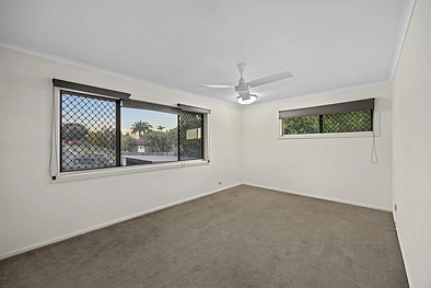 5 Highcrest Drive, Browns Plains, QLD 4118, 3 slaapkamers, 2 badkamers, House