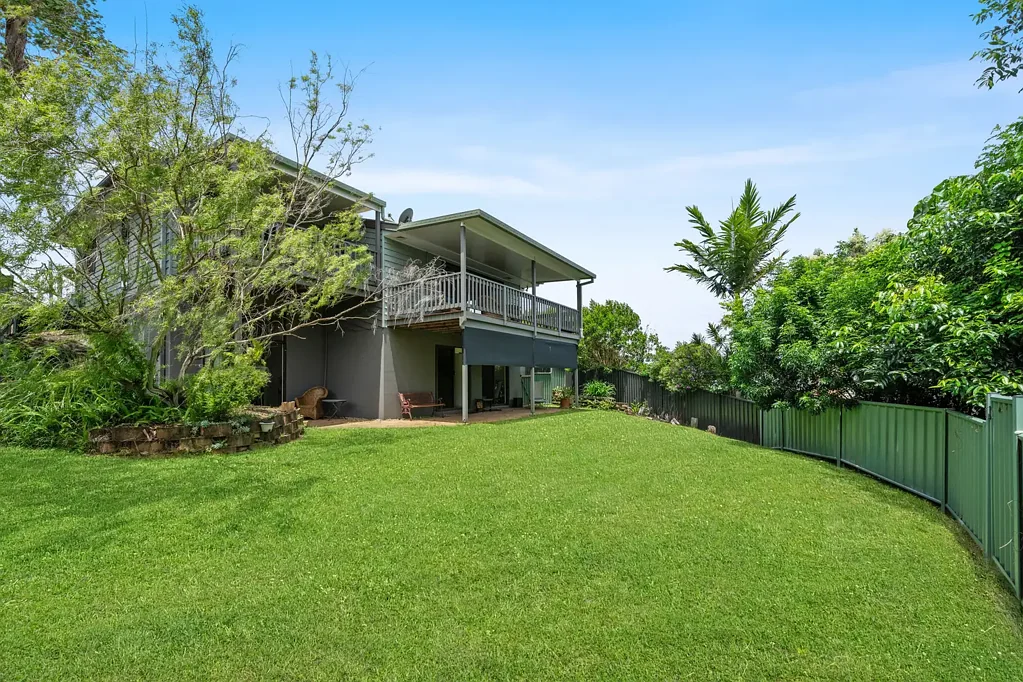 6 Wideview Court, Carrara, QLD 4211