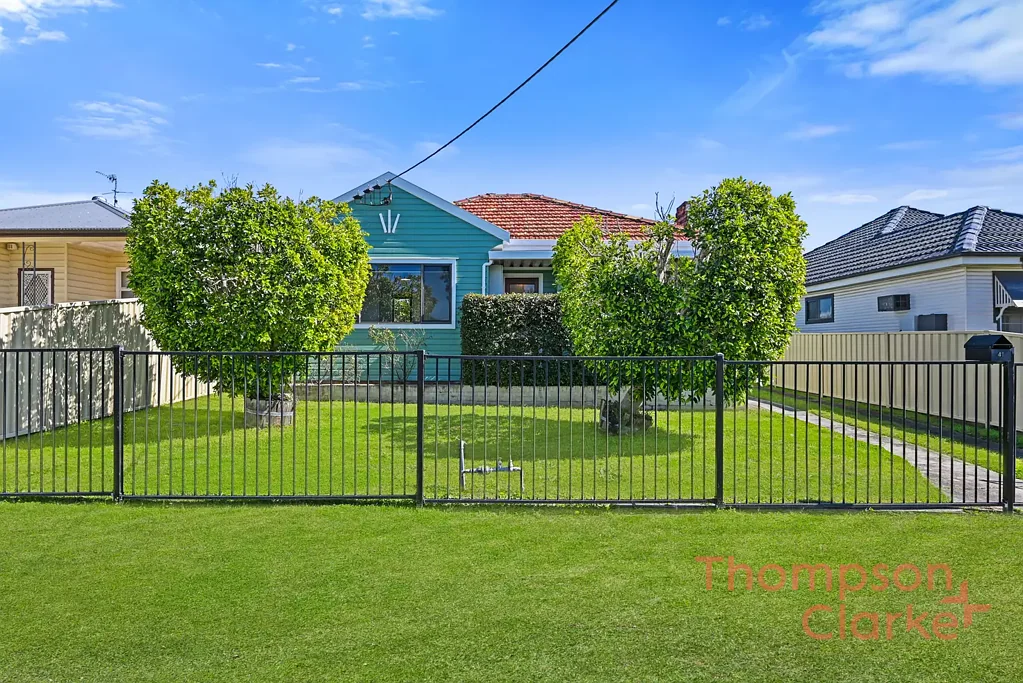 Cessnock 2 Slaapkamer Light Filled, Well Positioned & Full of Potential Cottage