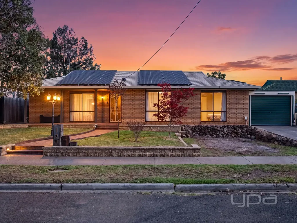 Bacchus Marsh 3침실 OOZING WITH CLASS WHILE BEING CLOSE TO EVERYTHING!