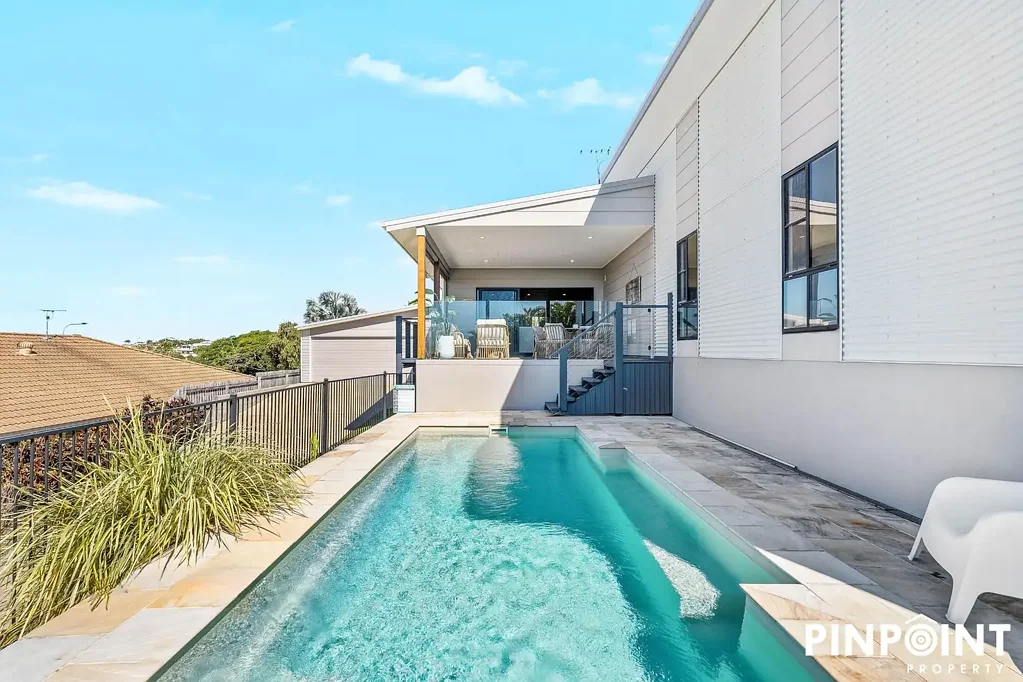 4 Grange Court, Eimeo, QLD 4740