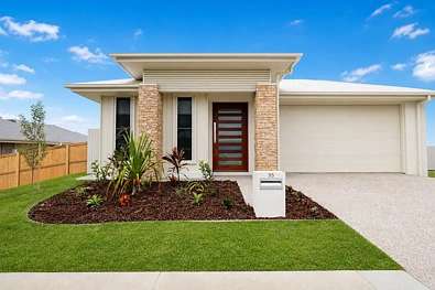 Banya 4Kwarto Brand New Coastal Home - Luxury Living Meets Resort-Style Entertaining