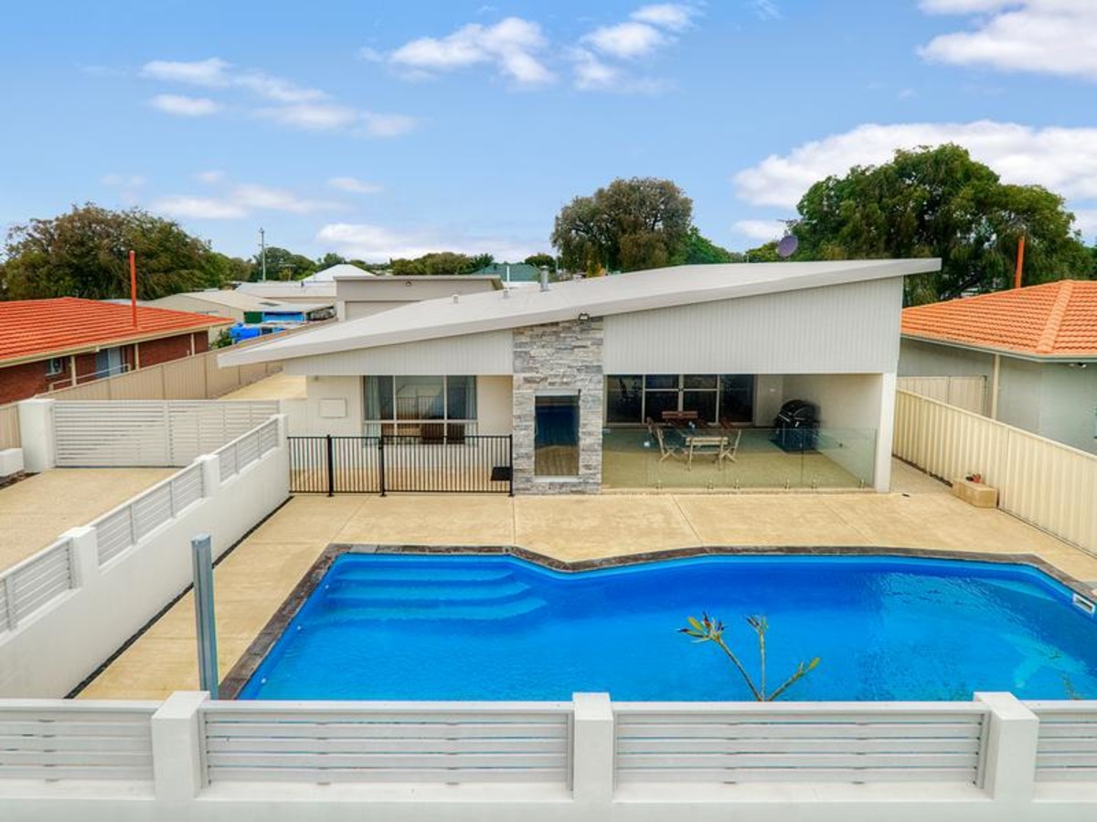 40 DEREK ST, WEST BUSSELTON WA 6280, 0 कमरे, 0 बाथरूम, House