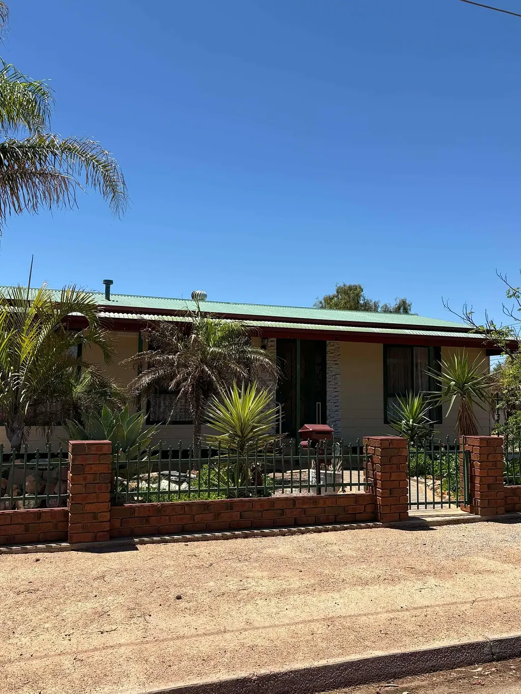 QUALITY HOME FOR RENT - AVAILABLE 03/07/2026