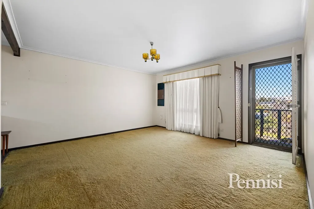 1/32 Spring Street, Niddrie, VIC 3042