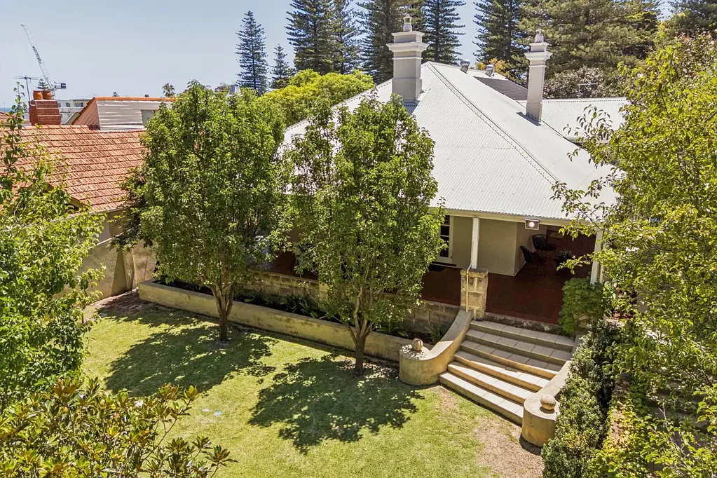 32 John Street, Cottesloe, WA 6011