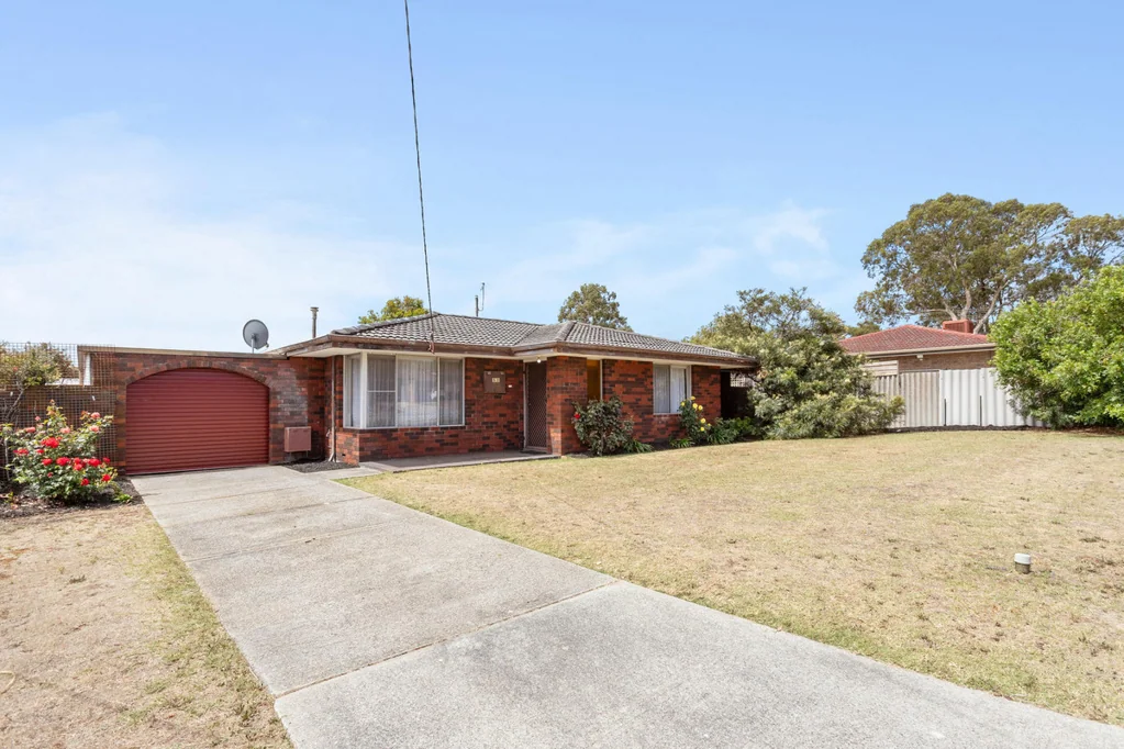 53 Adamson Road, Parmelia, WA 6167
