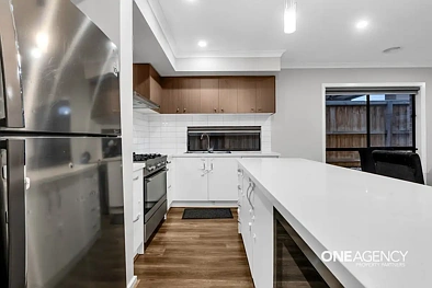 20 Peterborough Rise, Werribee, VIC 3030, 4房, 2浴, House