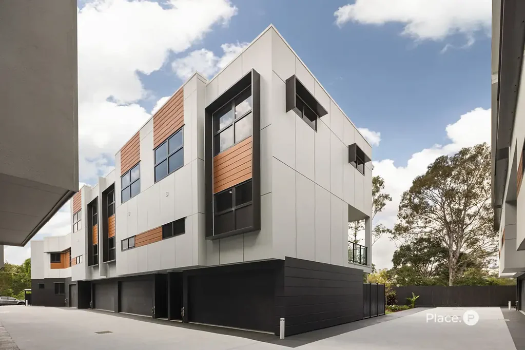 Carina Heights 3Habitaciones Picturesque Park Views and Brand-New Boutique Living