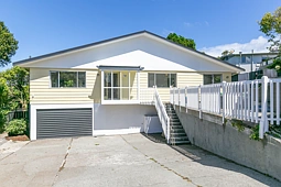 12 Safari Crescent, Johnsonville