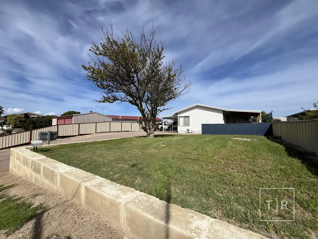 Castletown 2房  SOLID INVESTMENT OPPORTUNITY - DUAL INCOME POTENTIAL