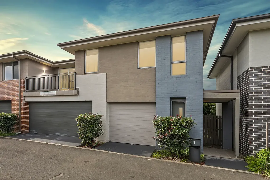 1 Numa Way, Glenfield, NSW 2167