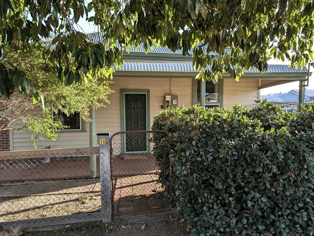 16 Adam Street, Nannup, WA 6275