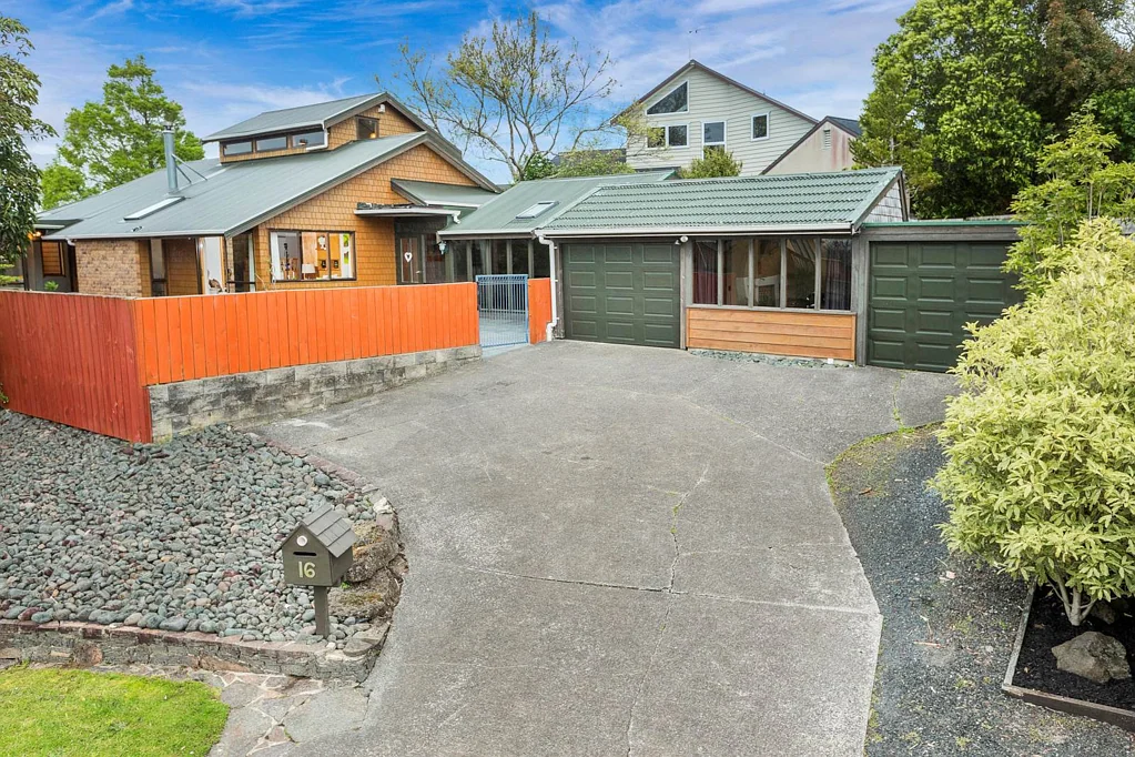 16 Mauretania Place, Lynfield, Auckland City, Auckland