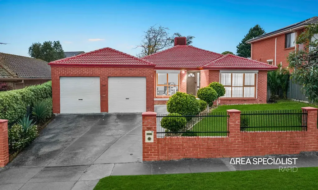 Narre Warren 5ਬੈੱਡਰੂਮ The Brief: Exceptional Family Home with Large Entertaining Spaces Inside and Out!