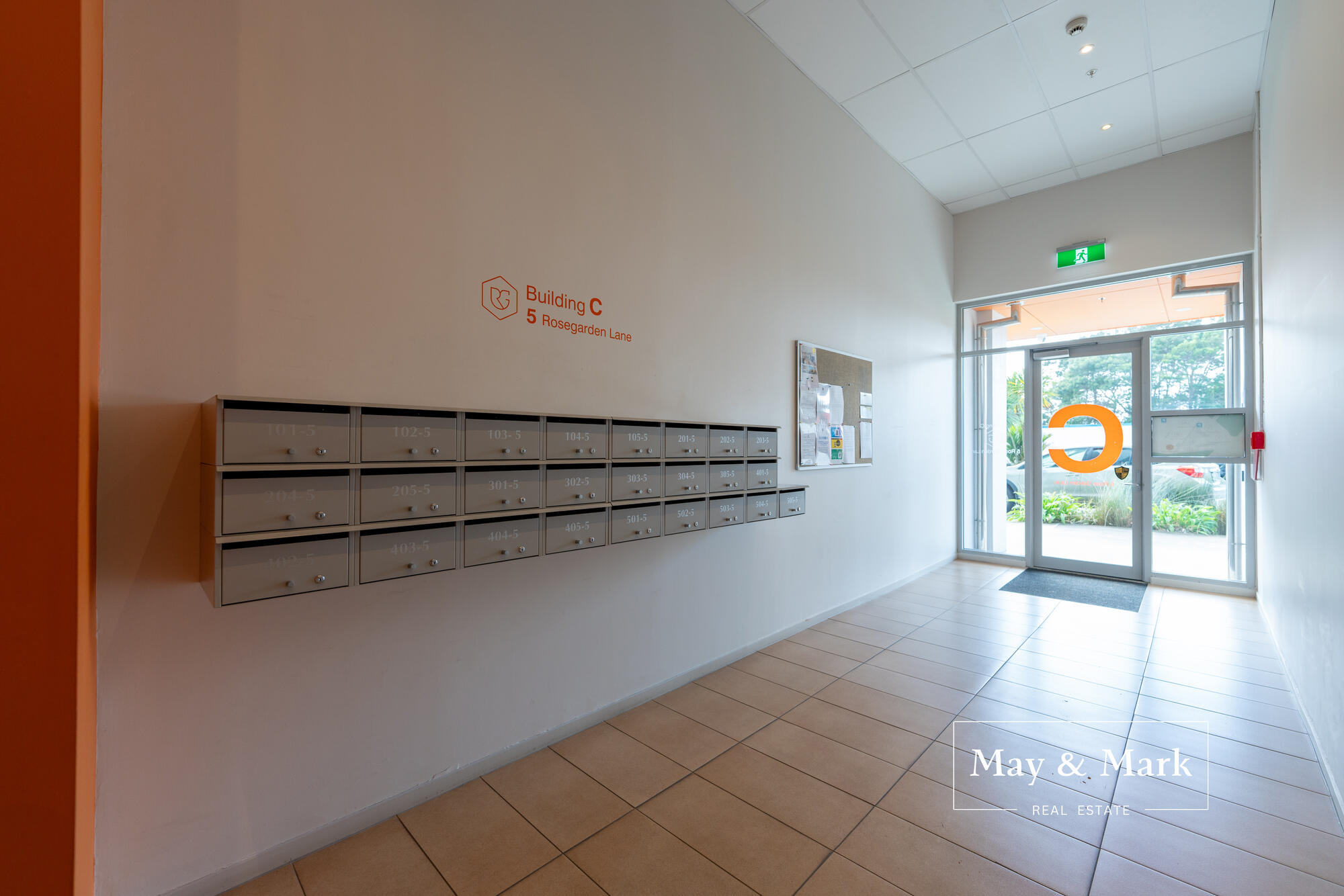 302/5 Rose Garden Lane, Albany, photo 8