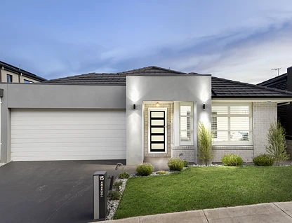 15 Amaroo Circuit, Bacchus Marsh, VIC 3340, 3 Kuwarto, 2 Banyo, House