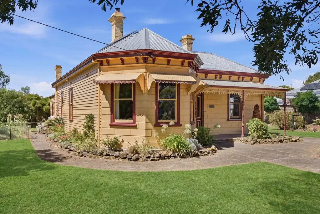 Port Fairy 3房  Historic “Mayfield” – A Landmark Port Fairy property with character & charm