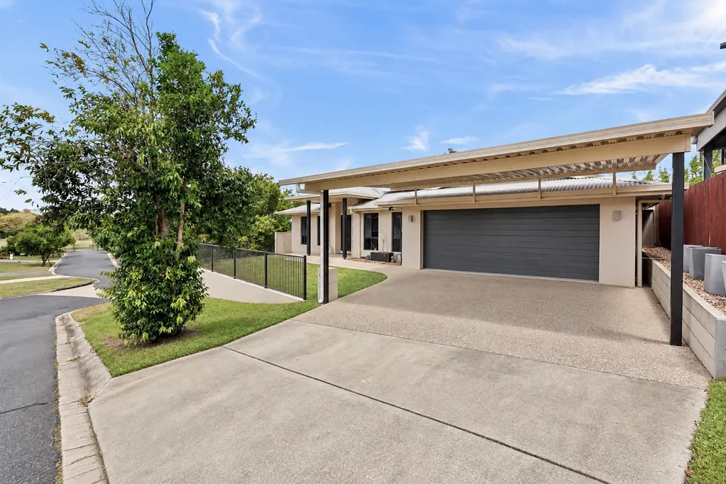 Glenella 5Zimmer Space, Comfort & Family Living Combined