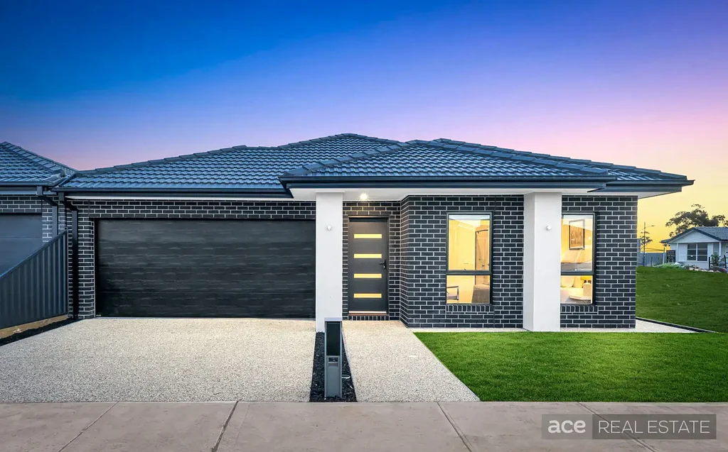 Fraser Rise 3 Slaapkamer Newly Built Home in a Highly Desirable Area.!!