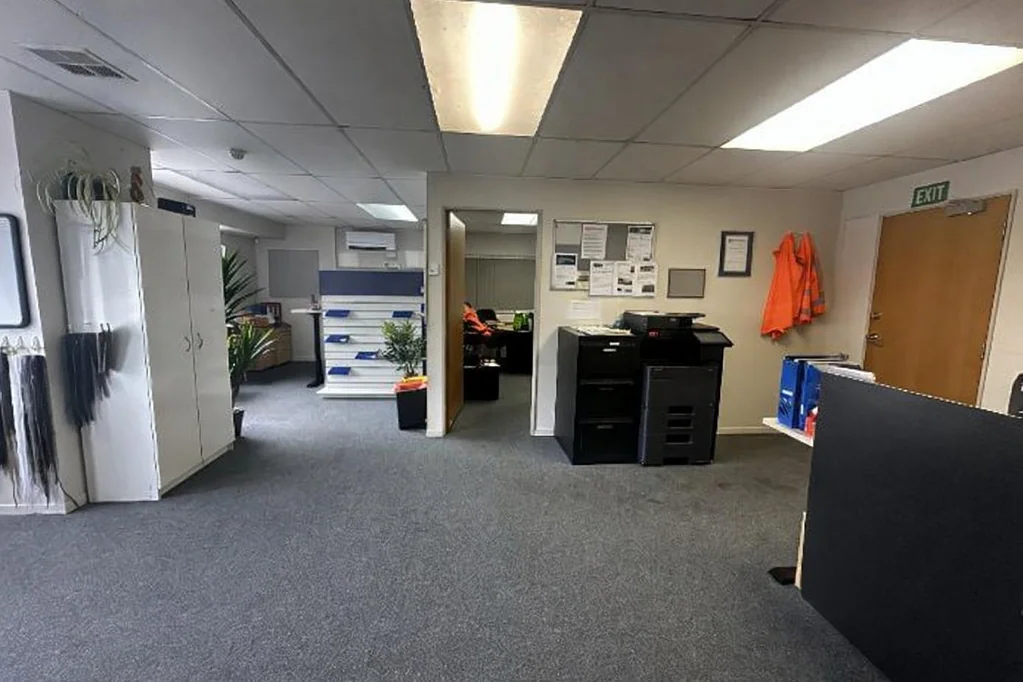 Henderson Affordable warehouse with exclusive yard