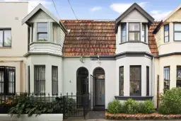 6 LONGDOWN ST, Newtown