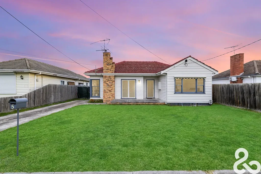 Thomastown 2ਬੈੱਡਰੂਮ Charming Home With Scope And Convenience