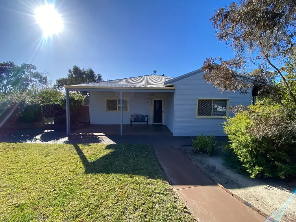 122 Ensign Street, Narrogin, WA 6312