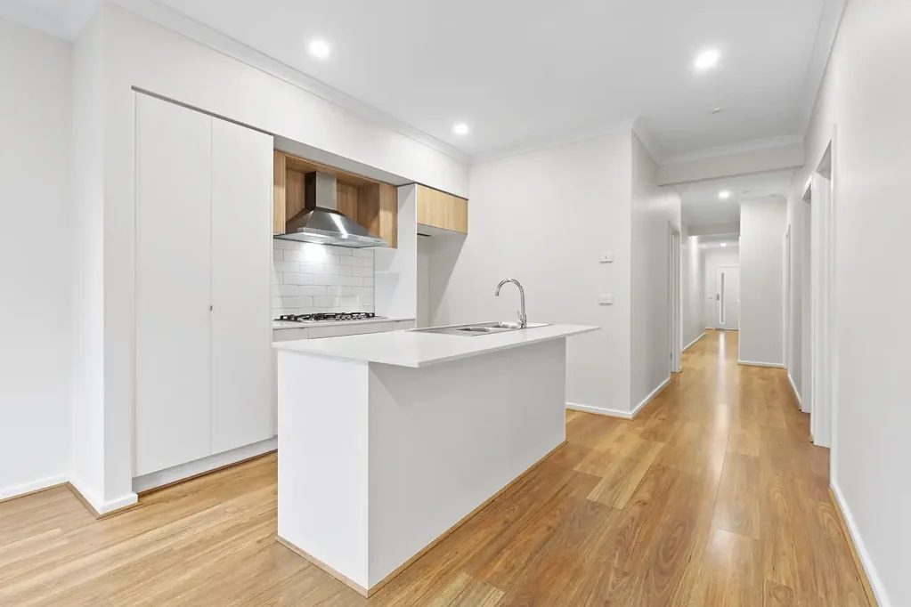 4 Bedroom - Zoned For Alamanda College