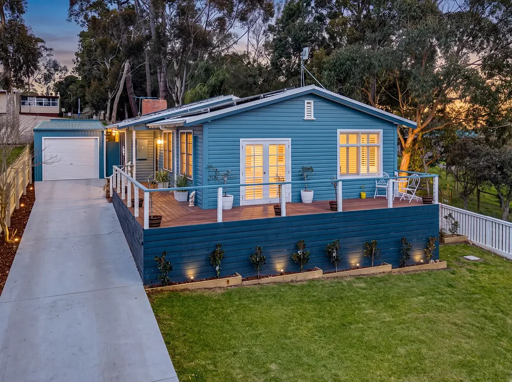 Labertouche 2房  Country Charm, Stylish Overhaul, Idyllic Rural Setting