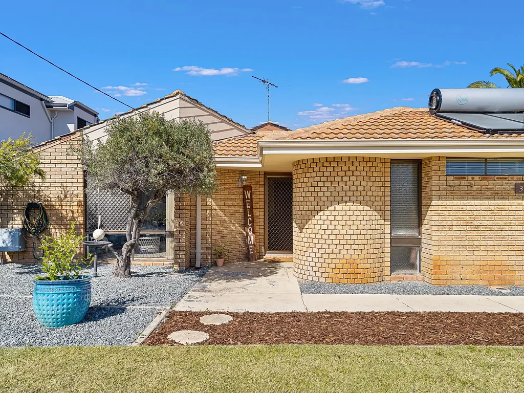 34 Parmelia Way, Madora Bay, WA 6210