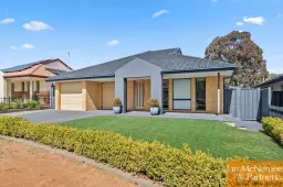 51 Bluestone Gardens, Jerrabomberra