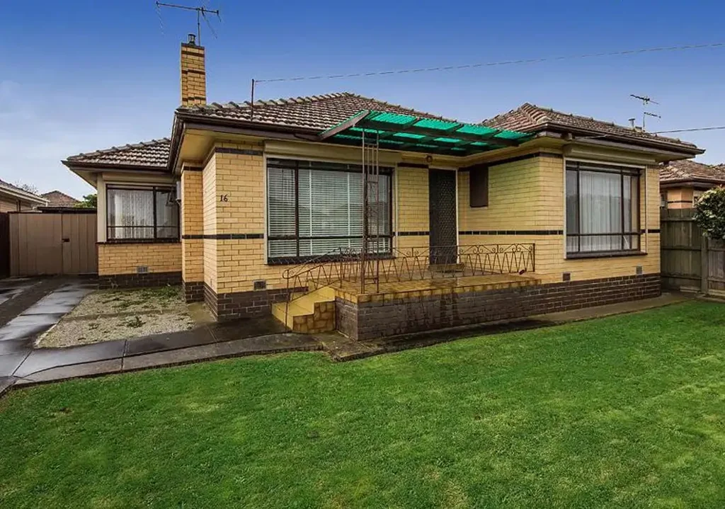Charming 3-Bedroom Home in St Albans