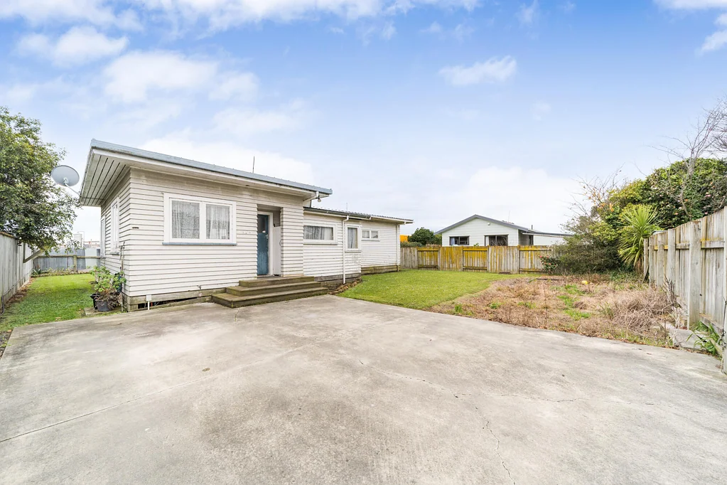 Longburn 4ਬੈੱਡਰੂਮ An Opportunity Waiting to Be Created in Longburn