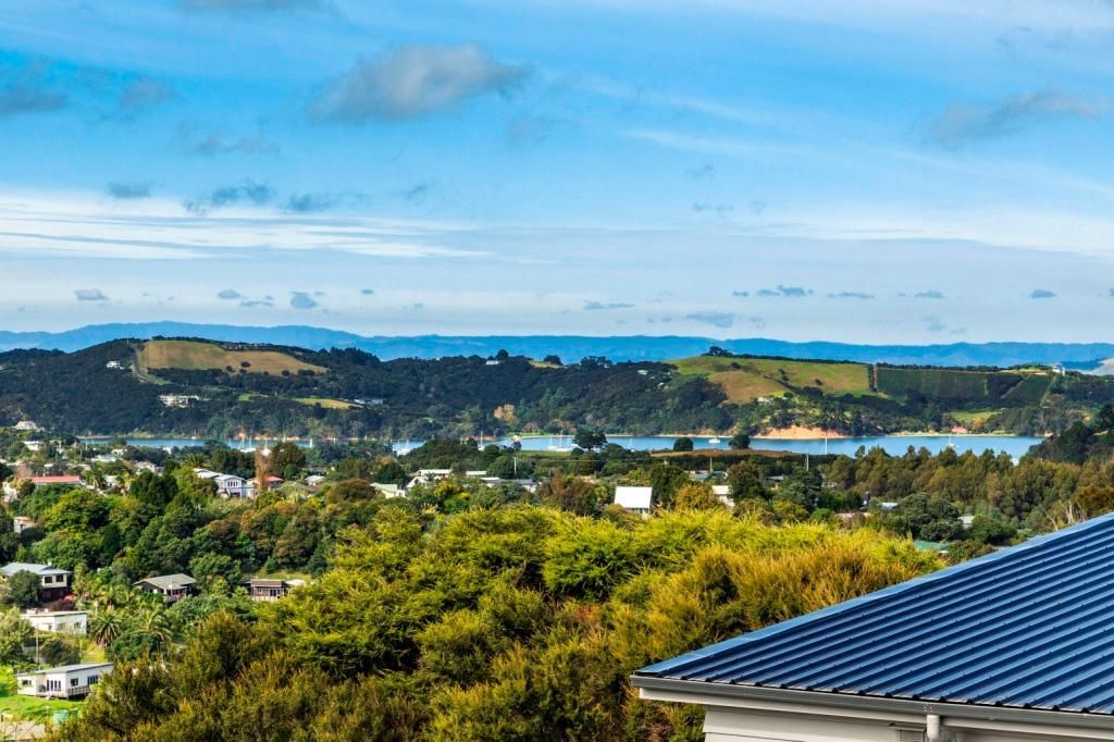 25 Beresford Avenue, Surfdale, Auckland, 3 ਕਮਰੇ, 2 ਬਾਥਰੂਮ