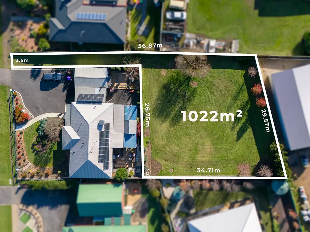 White Hills White Hills Land Approx 1022sqm.